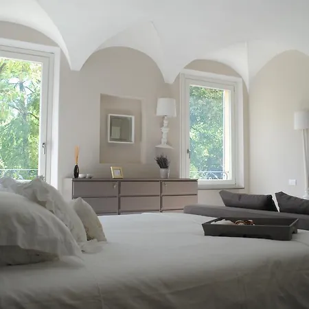 Emilia Park Apartment